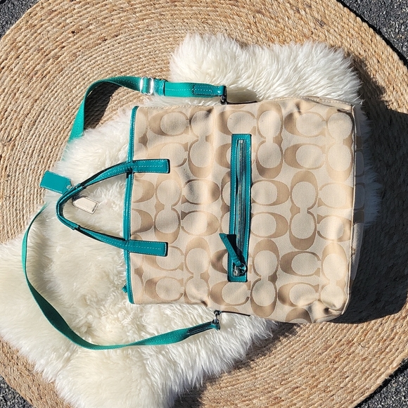 Large Coach bag - Picture 2 of 4